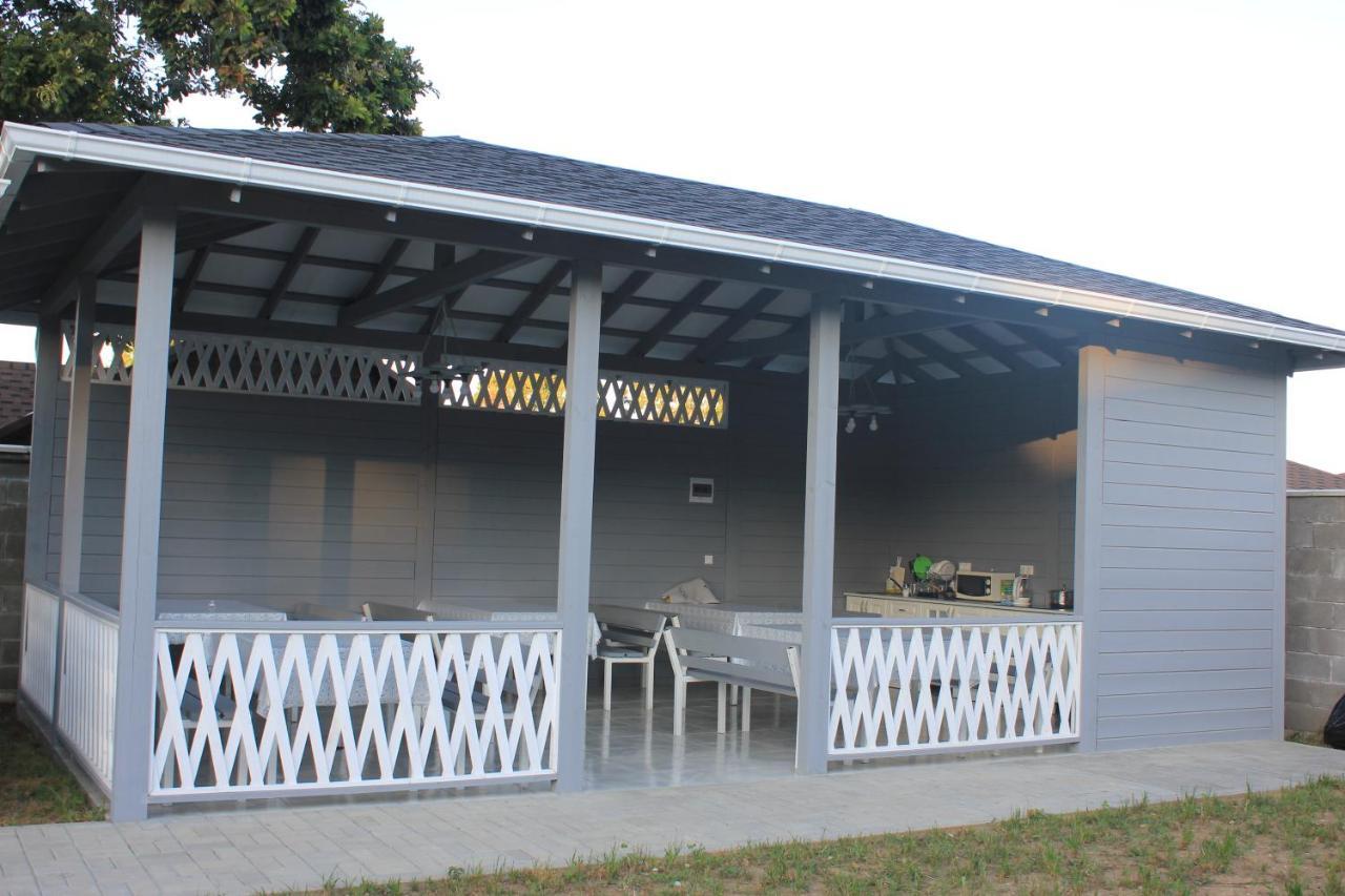 Акватика Pizunda Exterior photo